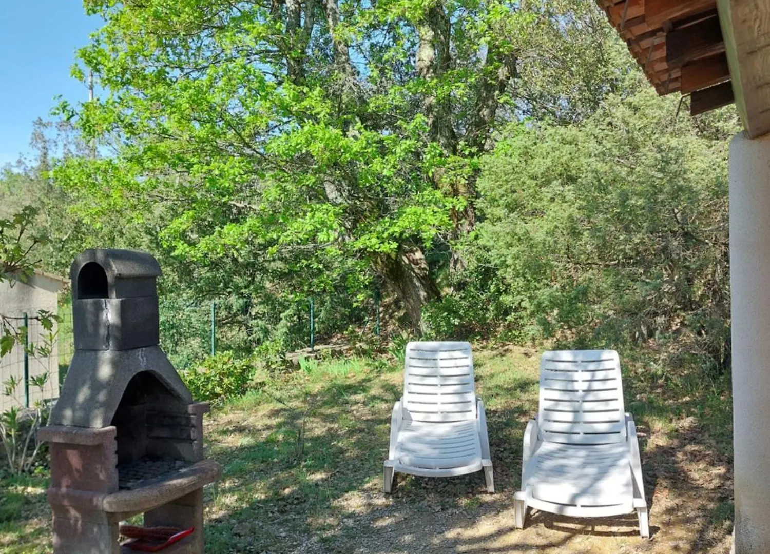 Village De Gites La Fontinelle Bessas 0*,
